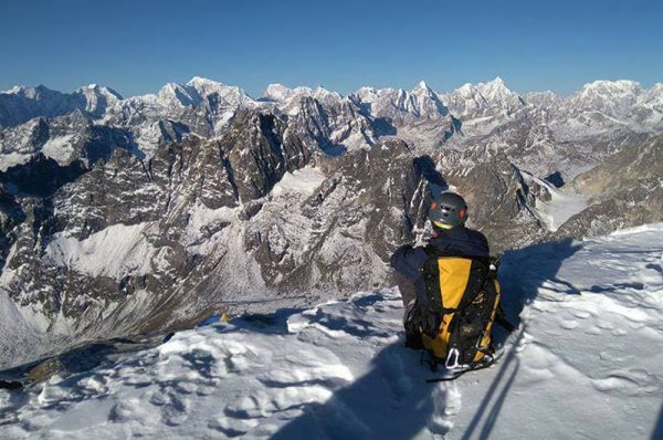 lobuche-everest-trek-escalade-nepalSommet du Lobuche peak